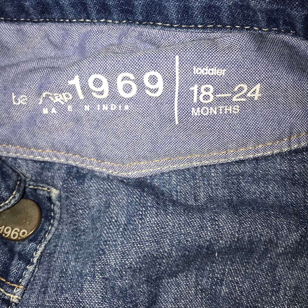 Jean jacket - Picture 2 of 4